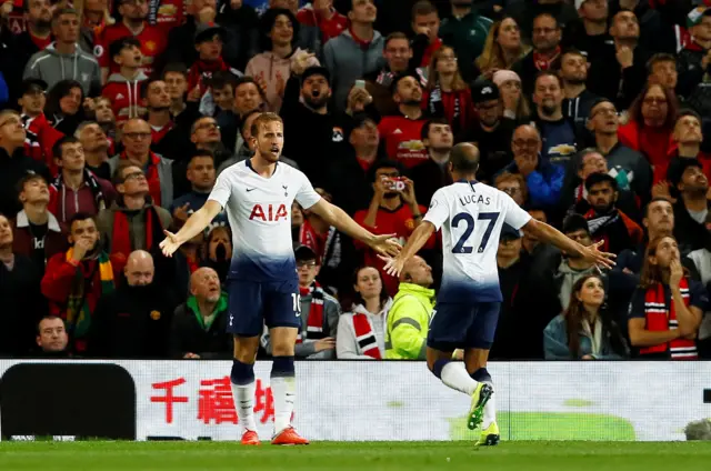 Harry Kane celebrates