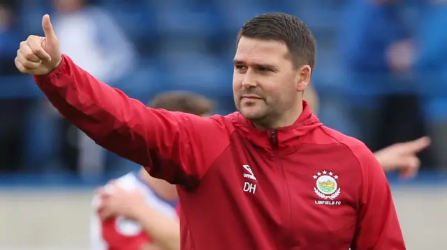 Linfield manager David Healy