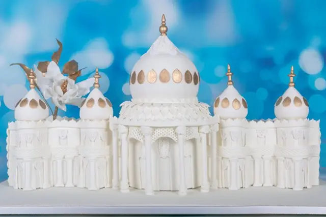 Brighton Pavilion wedding cake