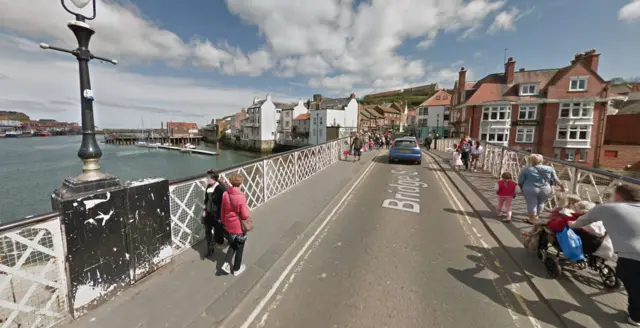The Whitby swing bridge