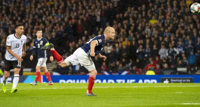 Steven Naismith heads Scotland's second goal