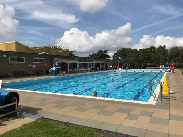 Swimming pool