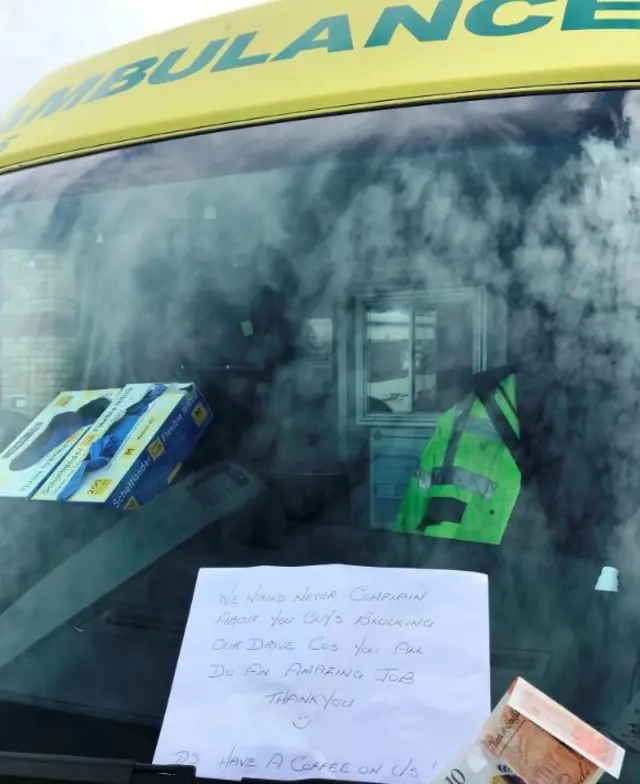 Note on the windscreen