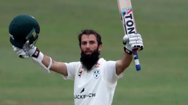 Moeen celebrating for Worcestershire