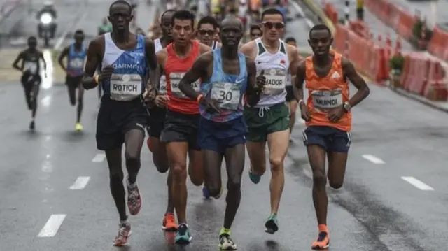 Joseph Kiprono Kiptum (front centre) previously won the event in Medellin in 2015