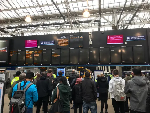 waverley station