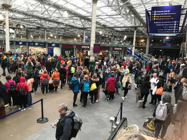 waverley station