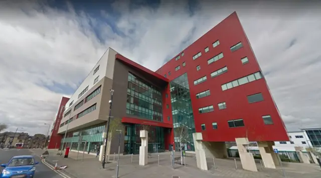 Barnsley college