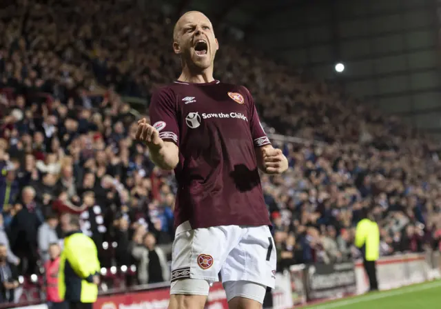 Steven Naismith celebrates