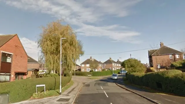 Road off Bradwell Lane