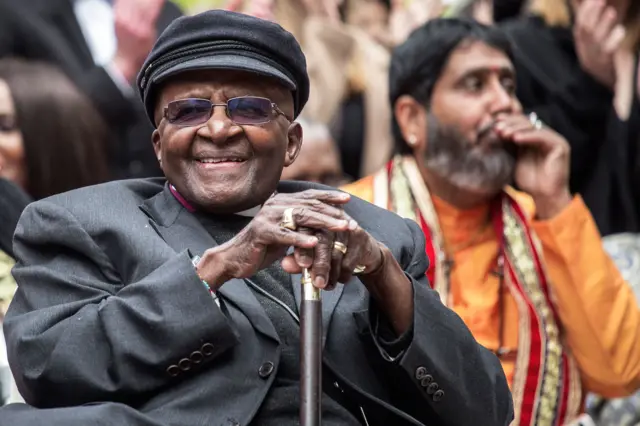 Nobel Peace Prize laureate and South African icon Archbishop Desmond Tutu attends the unveiling ceremony of the Arch for the Arch monument as part of celebrations for his 86th birthday on October 7, 2017 in Cape Town.