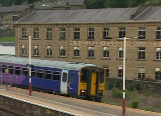 Calder train