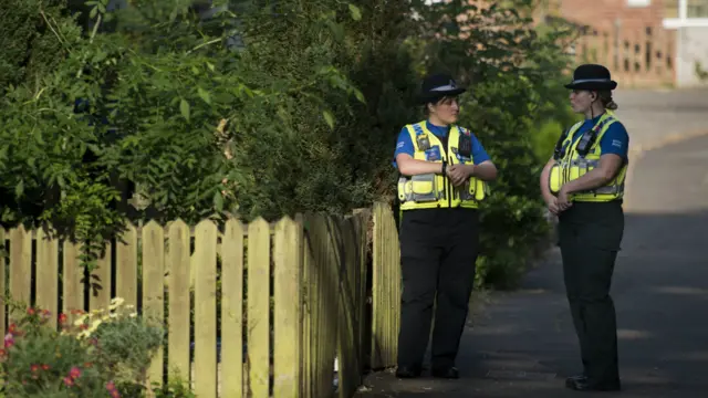 Two PCSOs talk