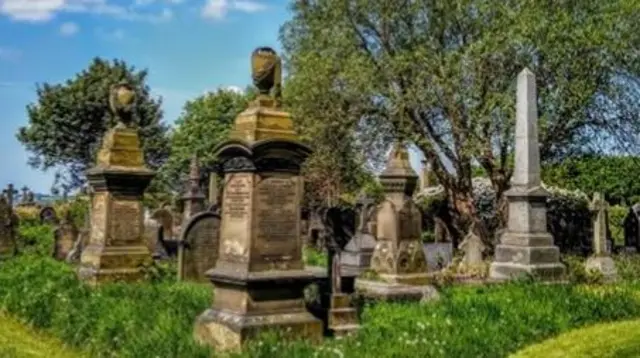 Undercliffe Cemetery