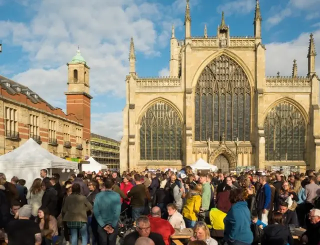 Hull Street Food Nights in Trinity Square