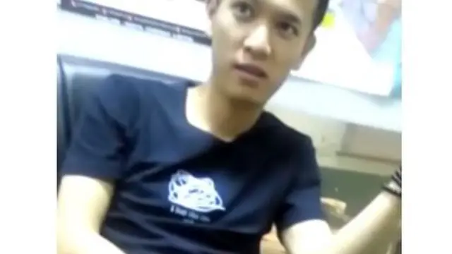 Screengrab from video showing Chinese man