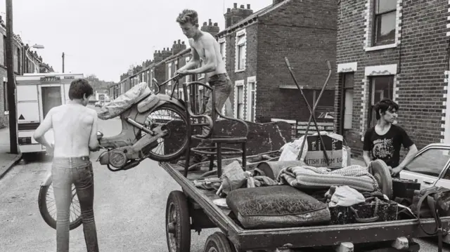 Rag and bone men in Hull