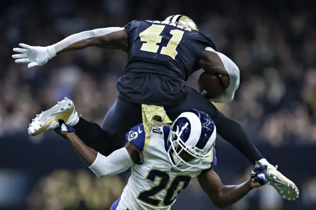 Alvin Kamara hurdle Lamarcus Joyner