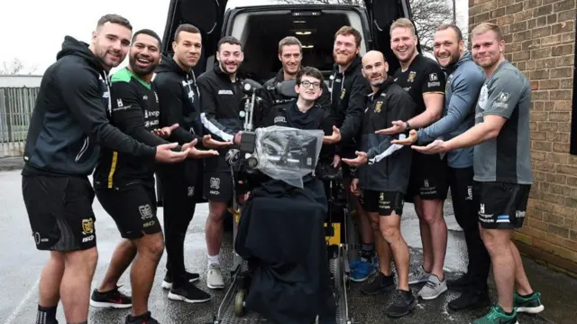 Wes Trowell with Hull FC players