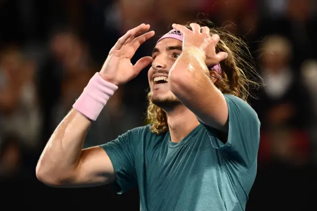 Tsitsipas