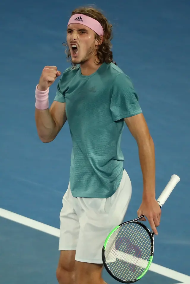 Tsitsipas