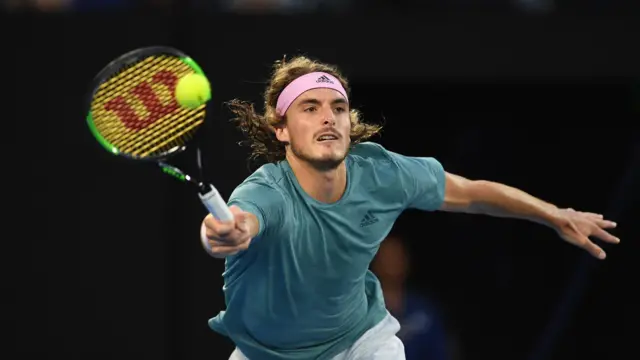 Tsitsipas