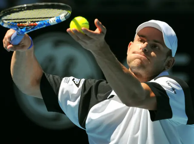 Andy Roddick serving at the 2009 Australian Open