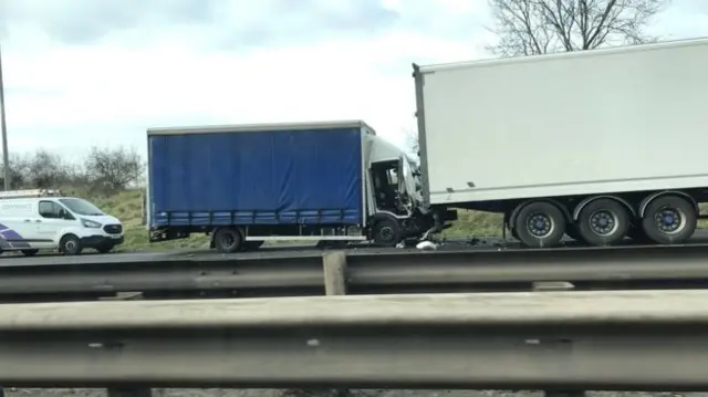 Leicester M1 crash