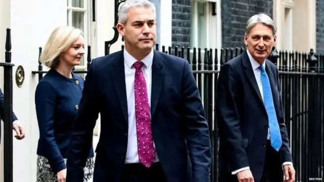 Stephen Barclay, alongside Liz Truss (left) and Phillip Hammond (right)