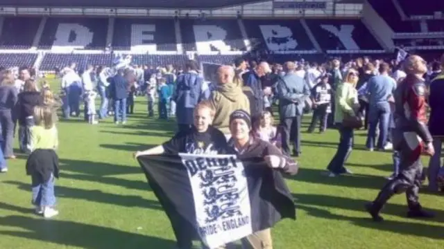 Luke Bodell on the pitch at the end of the 08/09 season