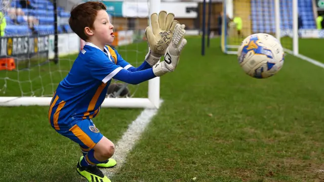 Shrewsbury mascot warms up