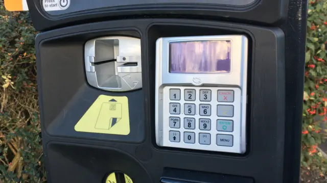 Car parking machine