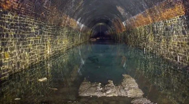 Queensbury Tunnel