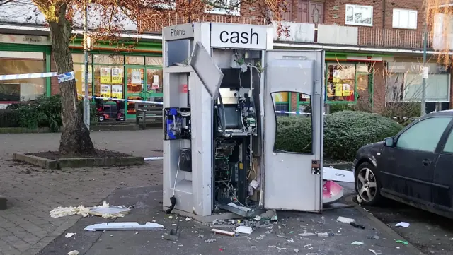 Cash machine