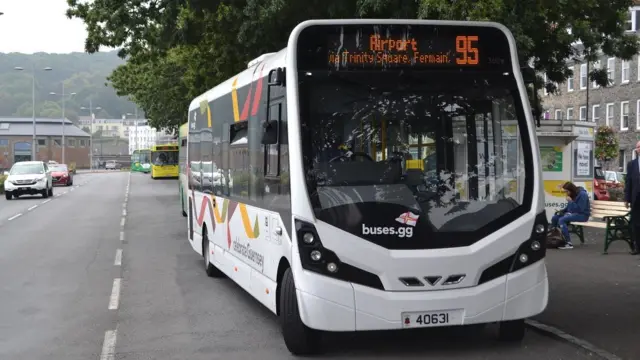 A Guernsey bus