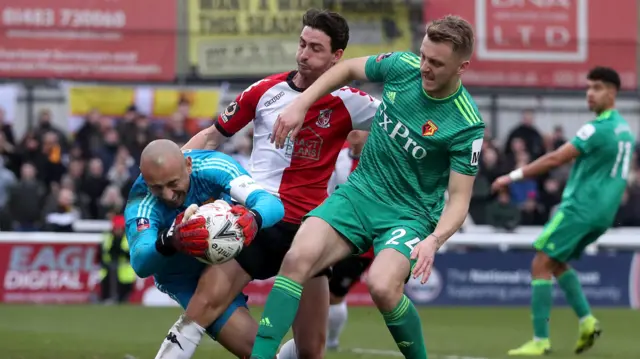 Greg Luer and Heurelho Gomes