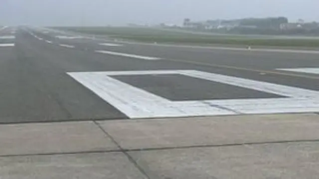 Guernsey airport runway