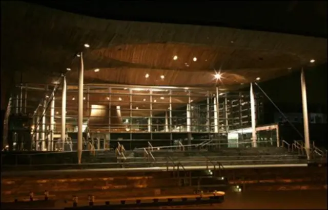 Y Senedd