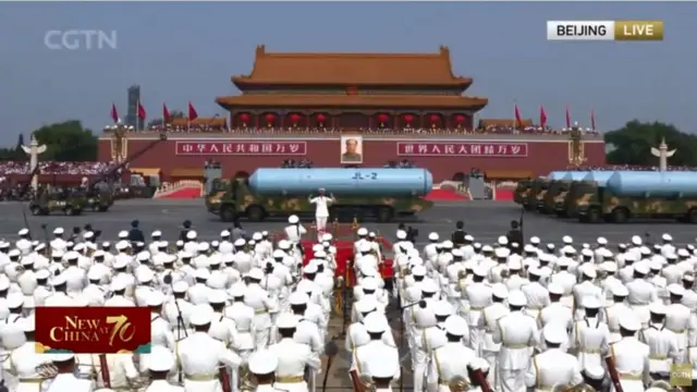 Chinese JL2 missile on display