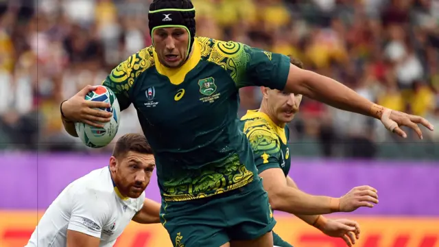 Rob Simmons in action for Australia