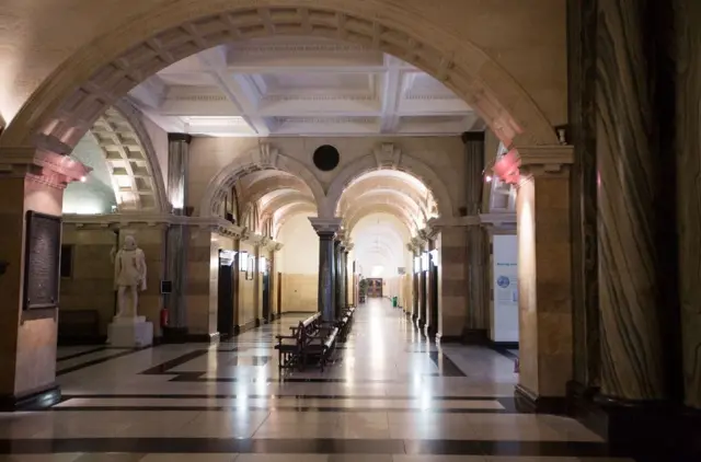 Old Bailey corridor