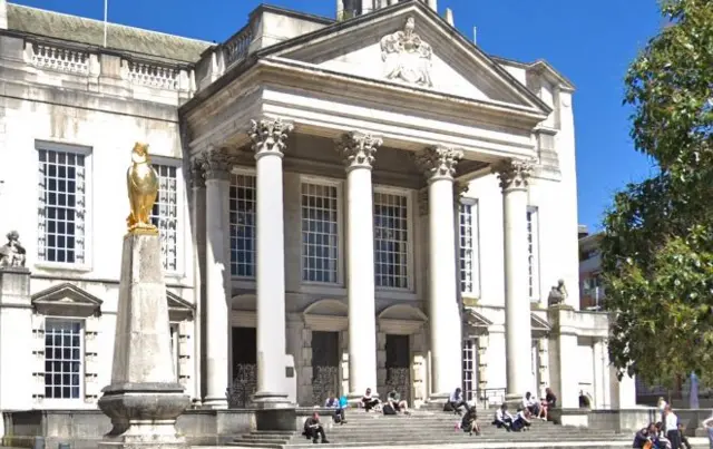 Leeds Civic Hall