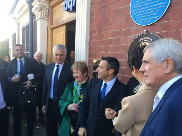 Plaque unveiling