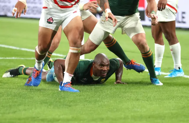 Mapimpi scores a try