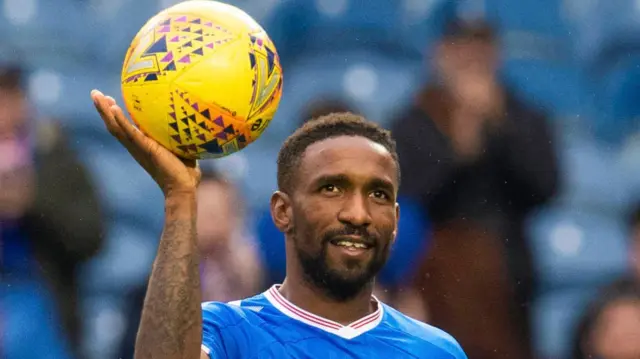 Jermain Defoe celebrates against Hamilton