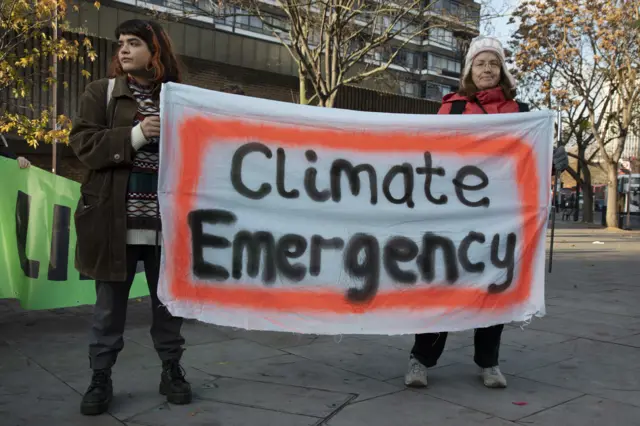 Climate Emergency protesters