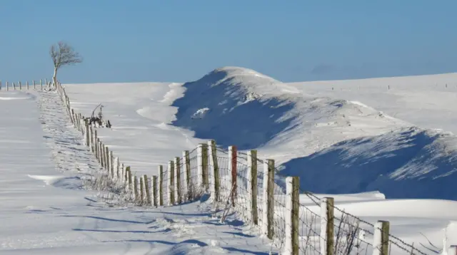 Offas Dyke in snow