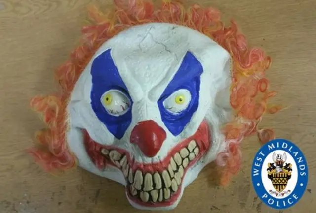 Clown mask