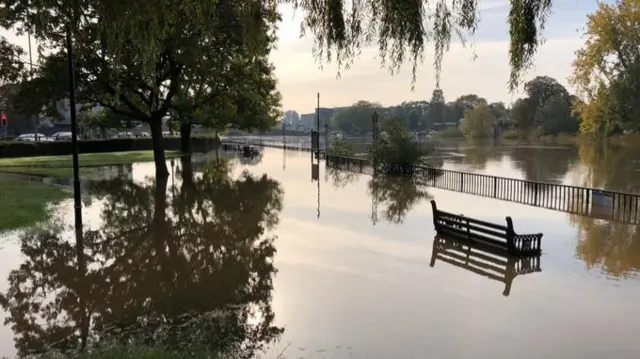 River levels in Worcester