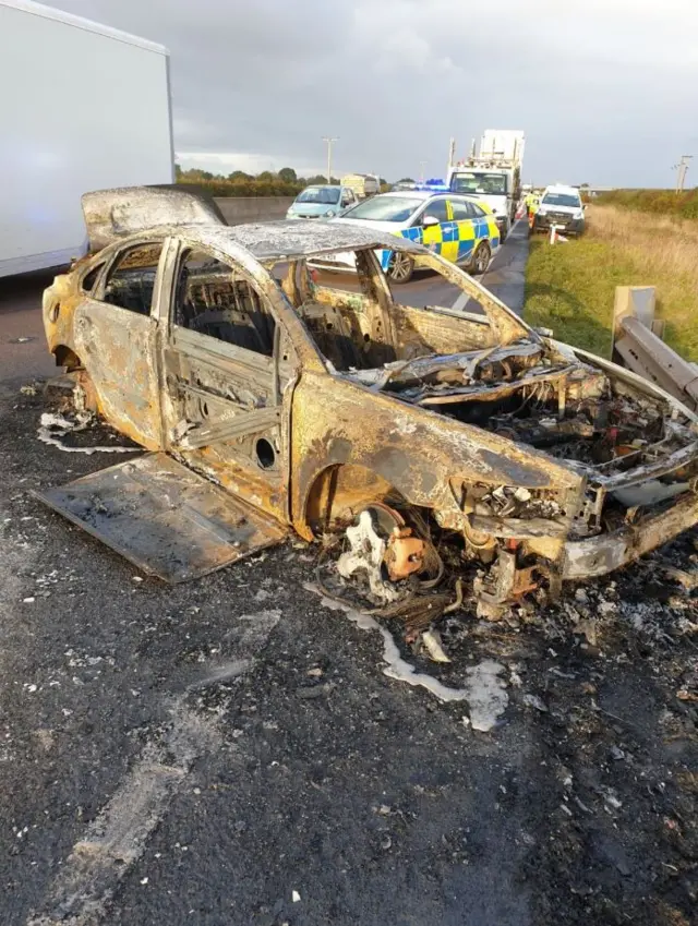 Burnt out car Farndon